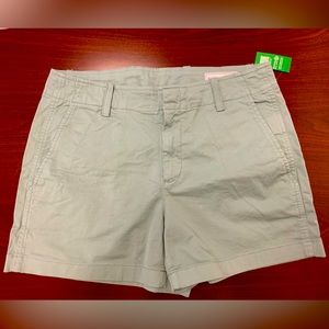 Army green casual Gap shorts